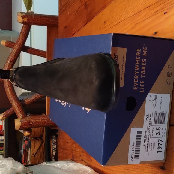 New blundstone sz 3.5 us 6.5 black nubuck elastic sided ankle boot - Picture 2 of 6